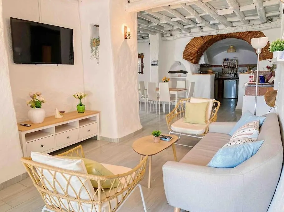 La Palmera. Casa Rural Con Piscina Privada. Benadalid 0*,  España